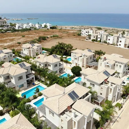 Anthorina 4 Βίλα Πρωταράς